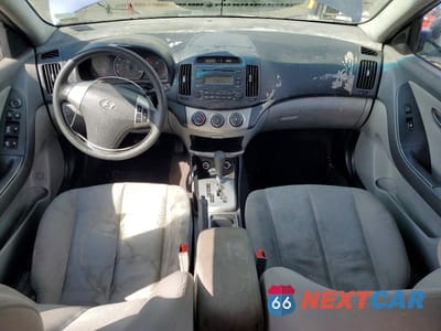 Zdjęcie 8 z 12 samochodu: 2010 HYUNDAI ELANTRA GLS VIN:KMHDU4AD0AU996081 - miniatura