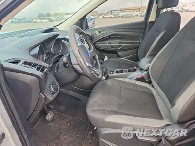 Zdjęcie 7 z 13 samochodu: 2016 FORD ESCAPE S VIN:1FMCU0F75GUC57479 - miniatura