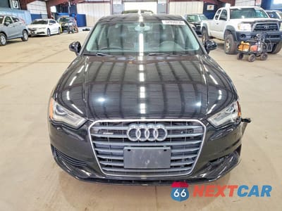 Piąte zdjęcie samochodu w środku: 2015 AUDI A3 PREMIUM VIN:WAUBFGFF6F1069299 - miniatura