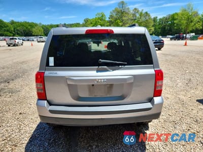 Zdjęcie 6 z 12 samochodu: 2016 JEEP PATRIOT SPORT VIN:1C4NJPBA7GD633762 - miniatura