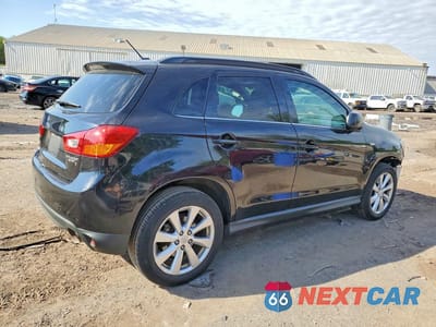 Trzecie zdjęcie samochodu z tyłu: 2015 MITSUBISHI OUTLANDER SPORT SE VIN:4A4AR4AU4FE014717 - miniatura