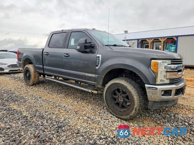 Czwarte zdjęcie samochodu z boku: 2017 FORD F250 SUPER DUTY VIN:1FT7W2BTXHEC44561 - miniatura