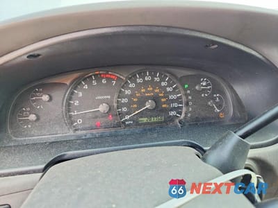 Zdjęcie 9 z 13 samochodu: 2005 TOYOTA SEQUOIA SR5 VIN:5TDBT44A85S237107 - miniatura