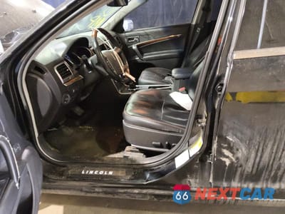 Piąte zdjęcie samochodu w środku: 2012 LINCOLN MKZ VIN:3LNHL2GC6CR838765 - miniatura