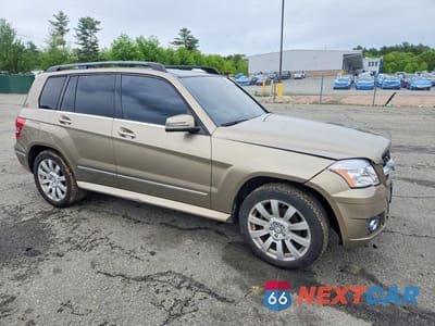 Czwarte zdjęcie samochodu z boku: 2010 MERCEDES-BENZ GLK 350 4MATIC VIN:WDCGG8HB3AF331257 - miniatura
