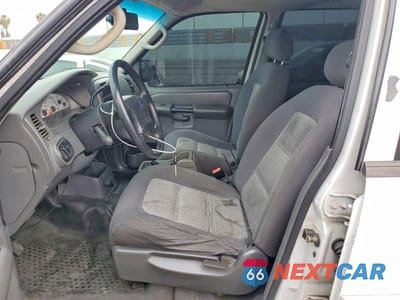Zdjęcie 7 z 12 samochodu: 2004 FORD EXPLORER SPORT TRAC VIN:1FMZU67KX4UB90731 - miniatura