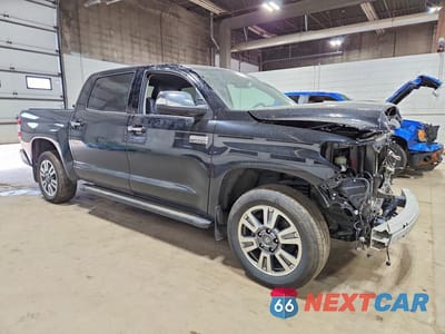 Czwarte zdjęcie samochodu z boku: 2021 TOYOTA TUNDRA PLATINUM VIN:5TFAY5F19MX004152 - miniatura