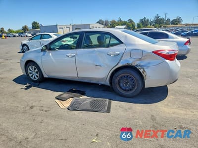 Drugie zdjęcie samochodu z przodu: 2015 TOYOTA COROLLA LE VIN:5YFBURHE2FP214651 - miniatura