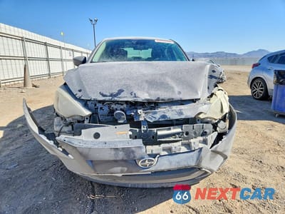 Piąte zdjęcie samochodu w środku: 2016 SCION IA BASE VIN:3MYDLBZV7GY114047 - miniatura