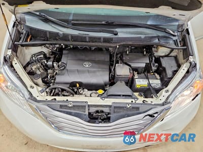 Zdjęcie 12 z 13 samochodu: 2015 TOYOTA SIENNA XLE 7-PASSENGER VIN:5TDDK3DC4FS105891 - miniatura