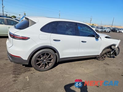 Trzecie zdjęcie samochodu z tyłu: 2022 PORSCHE CAYENNE VIN:WP1AA2AYXNDA01494 - miniatura