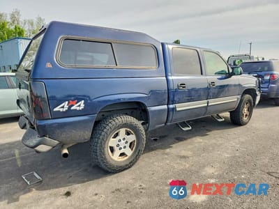 Trzecie zdjęcie samochodu z tyłu: 2005 CHEVROLET SILVERADO K1500 VIN:2GCEK13TX51168736 - miniatura