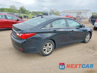 Trzecie zdjęcie samochodu z tyłu: 2014 HYUNDAI SONATA GLS VIN:5NPEB4AC7EH917169 - miniatura