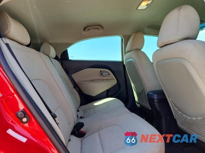 Zdjęcie 11 z 13 samochodu: 2013 KIA RIO 5-DOOR VIN:KNADN5A34D6123695 - miniatura
