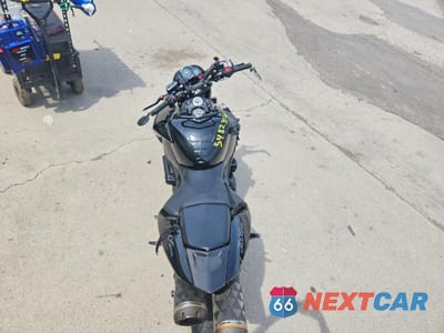 Zdjęcie 6 z 8 samochodu: 2008 SUZUKI GSX1300 BK VIN:JS1GX71A582100499 - miniatura