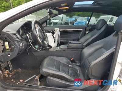 Zdjęcie 7 z 12 samochodu: 2014 MERCEDES-BENZ E 350 4MATIC VIN:WDDKJ8JB2EF287551 - miniatura