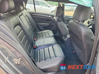 Zdjęcie 10 z 12 samochodu: 2019 VOLKSWAGEN GOLF R VIN:WVWVA7AU9KW228530 - miniatura