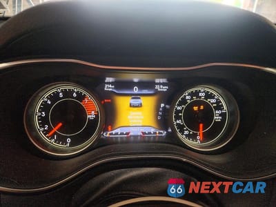 Zdjęcie 9 z 13 samochodu: 2021 JEEP CHEROKEE LIMITED VIN:1C4PJMDX7MD174446 - miniatura