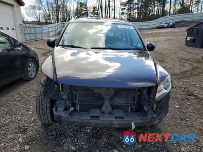 Piąte zdjęcie samochodu w środku: 2016 VOLKSWAGEN TIGUAN S VIN:WVGBV7AX5GW592805 - miniatura