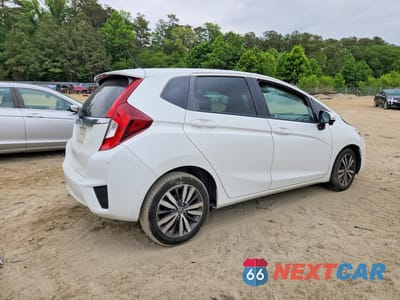Trzecie zdjęcie samochodu z tyłu: 2017 HONDA FIT EX VIN:JHMGK5H8XHS003910 - miniatura