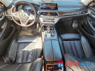Zdjęcie 8 z 12 samochodu: 2020 BMW 750 XI VIN:WBA7U2C08LCD32877 - miniatura
