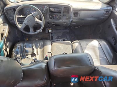 Zdjęcie 8 z 12 samochodu: 2004 CHEVROLET SILVERADO K3500 VIN:1GBHK39214E285551 - miniatura