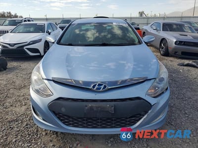 Piąte zdjęcie samochodu w środku: 2013 HYUNDAI SONATA HYBRID VIN:KMHEC4A41DA099283 - miniatura