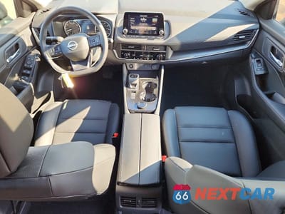 Zdjęcie 8 z 12 samochodu: 2025 NISSAN ROGUE SV VIN:5N1BT3BB7SC854836 - miniatura
