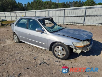 Czwarte zdjęcie samochodu z boku: 2001 HONDA ACCORD EX VIN:1HGCG16501A014205 - miniatura
