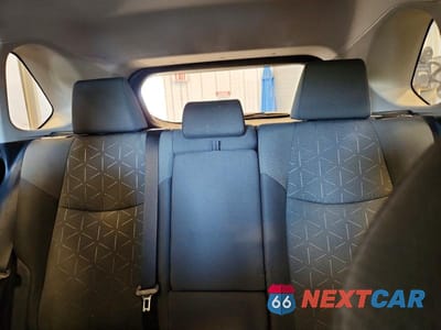 Zdjęcie 10 z 14 samochodu: 2021 TOYOTA RAV4 XLE VIN:2T3P1RFV1MC224061 - miniatura