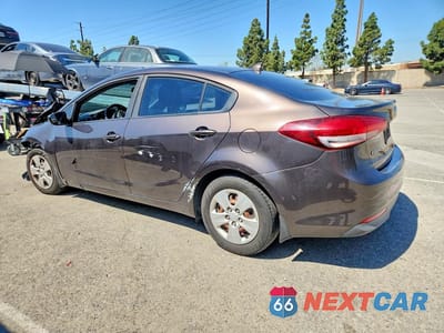 Drugie zdjęcie samochodu z przodu: 2017 KIA FORTE LX VIN:3KPFK4A70HE022008 - miniatura