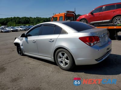 Drugie zdjęcie samochodu z przodu: 2015 CHEVROLET CRUZE LT VIN:1G1PC5SB0F7242894 - miniatura