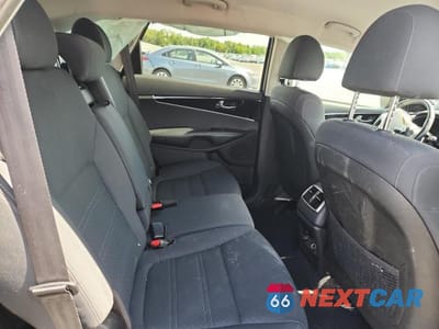 Zdjęcie 11 z 13 samochodu: 2020 KIA SORENTO LX VIN:5XYPG4A38LG645004 - miniatura