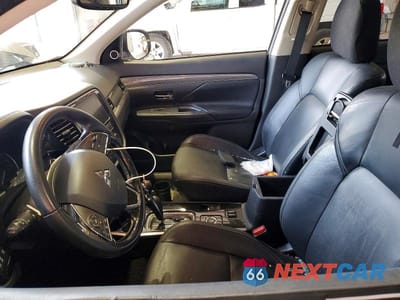 Zdjęcie 7 z 13 samochodu: 2019 MITSUBISHI OUTLANDER SE VIN:JA4AZ3A32KZ003995 - miniatura