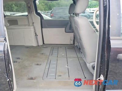 Zdjęcie 11 z 13 samochodu: 2008 DODGE GRAND CARAVAN SE VIN:2D8HN44H28R707227 - miniatura