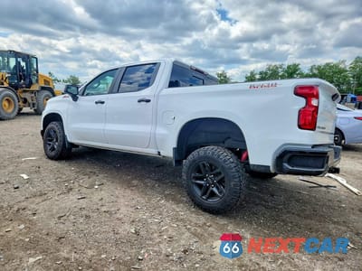 Drugie zdjęcie samochodu z przodu: 2019 CHEVROLET SILVERADO K1500 LT TRAIL BOSS VIN:1GCPYFED1KZ109880 - miniatura