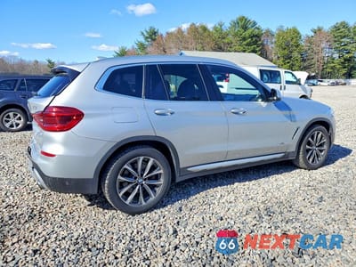 Trzecie zdjęcie samochodu z tyłu: 2018 BMW X3 XDRIVE30I VIN:5UXTR9C52JLC73067 - miniatura