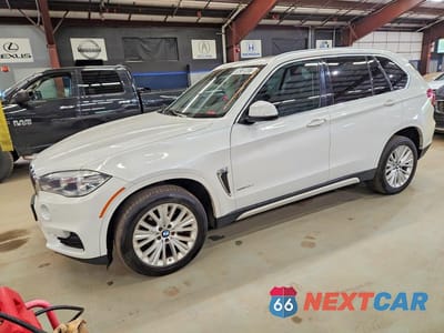 2016 BMW X5 XDRIVE35I 5UXKR0C54G0P26703 - główne zdjęcie licytacji z USA - miniatura