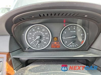 Zdjęcie 9 z 12 samochodu: 2010 BMW 528 I VIN:WBANU5C56AC129579 - miniatura