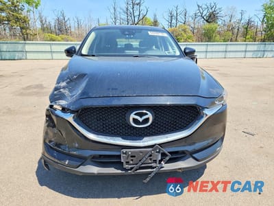 Piąte zdjęcie samochodu w środku: 2019 MAZDA CX-5 SPORT VIN:JM3KFBBMXK0607925 - miniatura