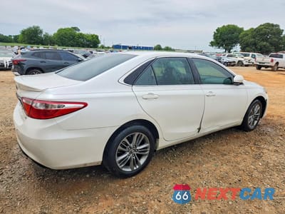 Trzecie zdjęcie samochodu z tyłu: 2016 TOYOTA CAMRY SE VIN:4T1BF1FK2GU266270 - miniatura