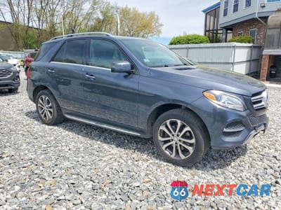 Czwarte zdjęcie samochodu z boku: 2016 MERCEDES-BENZ GLE 350 4MATIC VIN:4JGDA5HB1GA732316 - miniatura
