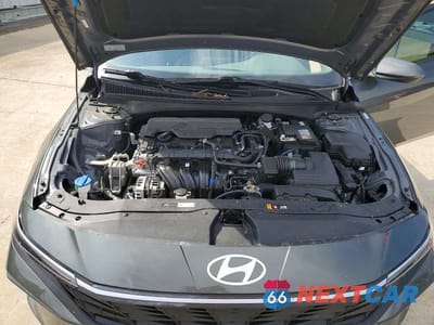 Zdjęcie 11 z 12 samochodu: 2024 HYUNDAI ELANTRA VIN:KMHLM4DG7RU717819 - miniatura