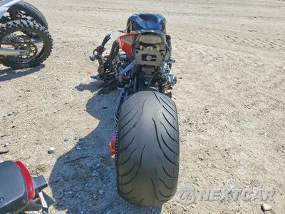 Czwarte zdjęcie samochodu z boku: 2007 SUZUKI GSX-R1000 VIN:JS1GT77A372111230 - miniatura