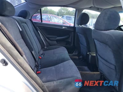 Zdjęcie 10 z 12 samochodu: 2005 HONDA ACCORD LX VIN:3HGCM56455G700707 - miniatura