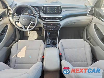 Zdjęcie 8 z 11 samochodu: 2021 HYUNDAI TUCSON SE VIN:KM8J23A46MU383308 - miniatura