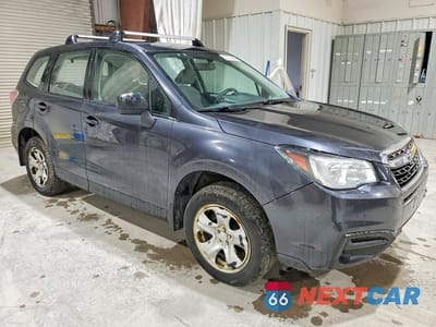 Czwarte zdjęcie samochodu z boku: 2018 SUBARU FORESTER 2.5I VIN:JF2SJAAC9JG602328 - miniatura