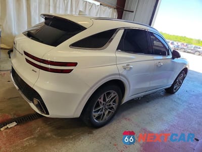 Trzecie zdjęcie samochodu z tyłu: 2023 GENESIS GV70 2.5T STANDARD VIN:KMUMADTB8PU120227 - miniatura