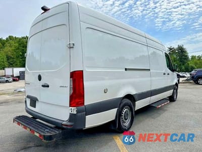 Trzecie zdjęcie samochodu z tyłu: 2022 MERCEDES-BENZ SPRINTER 2500 VIN:W1Y40CHY2NT083042 - miniatura