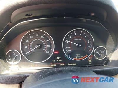 Zdjęcie 9 z 12 samochodu: 2017 BMW 330 I VIN:WBA8B9G50HNU09565 - miniatura